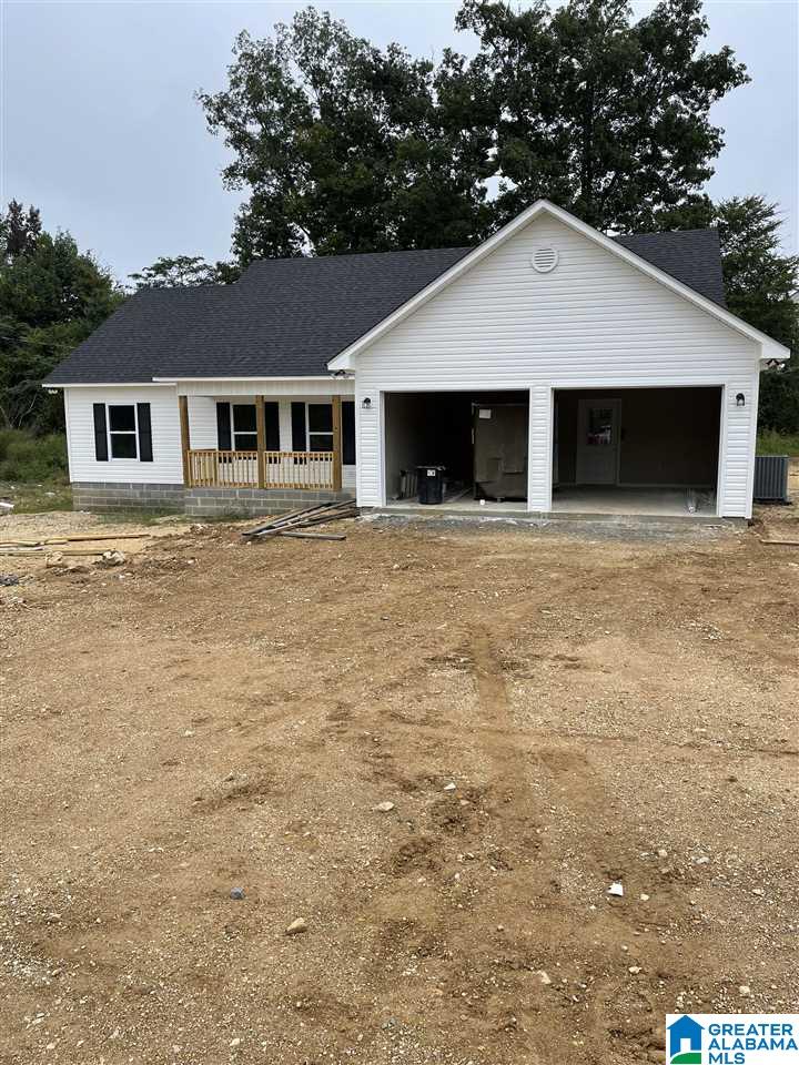 105 Trinity Lane Oneonta, AL 35121 - Photo 1 of 2