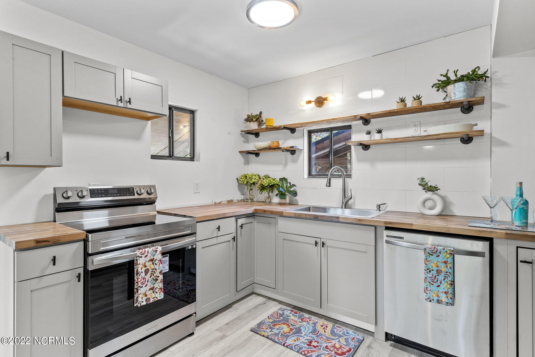 114 Trails End Road Wilmington, NC 28409 - Photo 22 of 54 114 Trails End Road-40