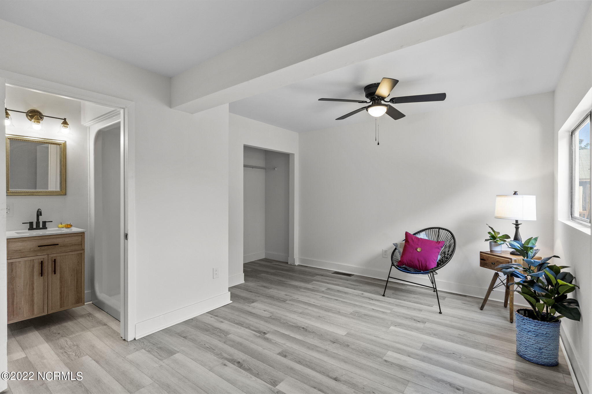 114 Trails End Road Wilmington, NC 28409 - Photo 24 of 54 2nd Master bedroom on the primary floor with it's own bathroom.