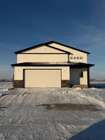 $344,900 | 1522 6th Avenue Northeast, Dilworth, MN 56529