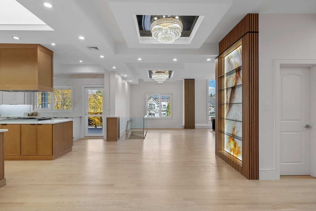 58 Chestnut Street Lynnfield, MA 01940 - Photo 5 of 42