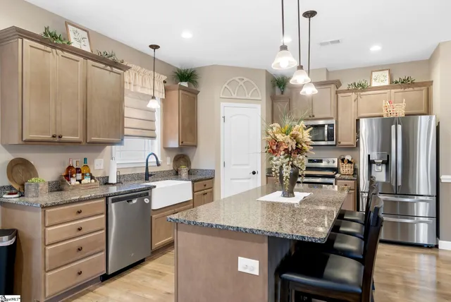 $404,900 | 837 Ashton Ridge Road, Inman, SC 29349