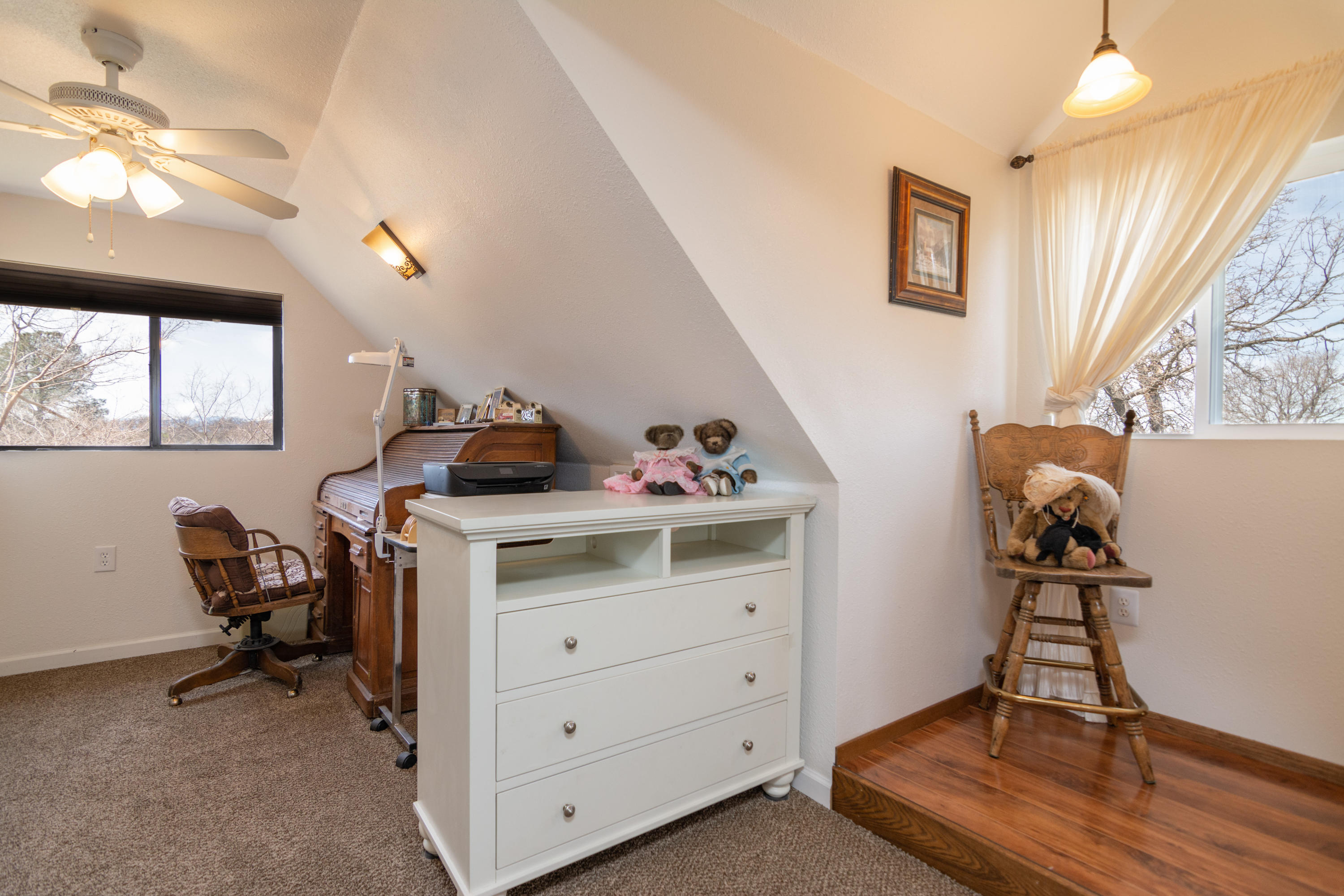 24499 Bascom Road Millville, CA 96062 - Photo 14 of 28 Office