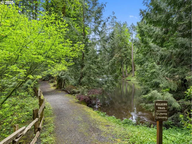 $95,000 | 32700 Southeast Leewood Lane, Unit 108, Boring, OR 97009