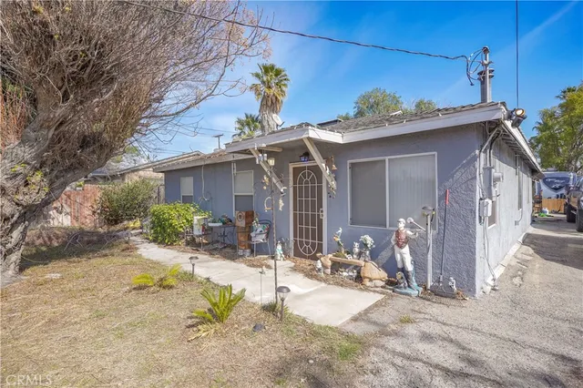 a view of a house with a patio