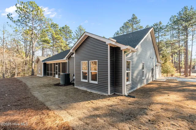 $689,500 | 110 Love Grove Church Road, West End, NC 27376