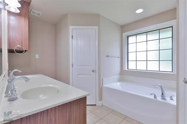 $2,395 | 850 Healing Water Trail, Abilene, TX 79602