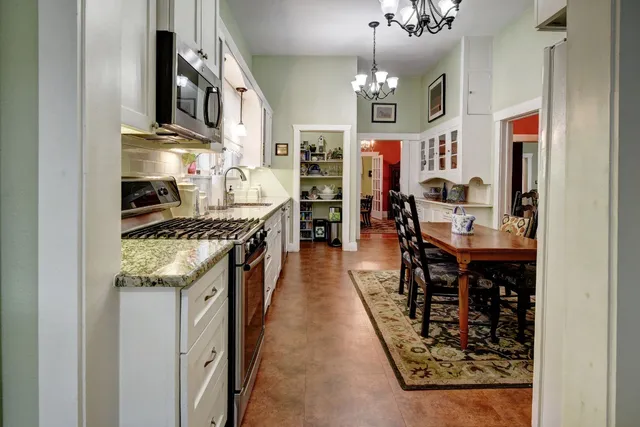 $505,000 | 1102 Pecan Street, Bastrop, TX 78602