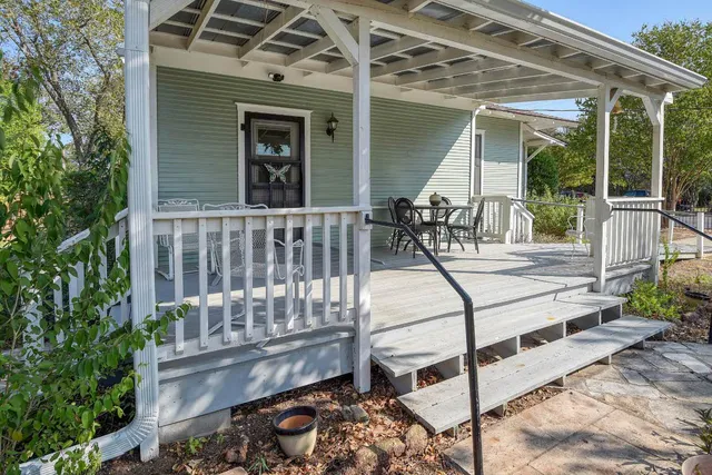 $505,000 | 1102 Pecan Street, Bastrop, TX 78602