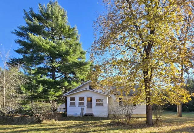 $190,000 | 624 North Pine Street, Grantsburg, WI 54840