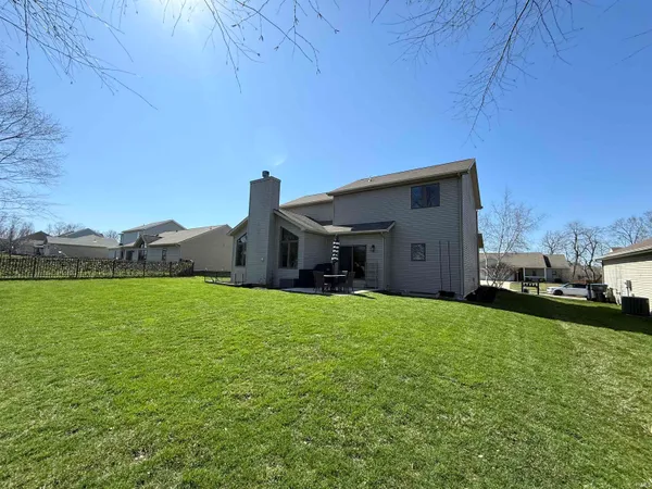 $439,900 | 2142 Laurelwood Drive, Warsaw, IN 46580