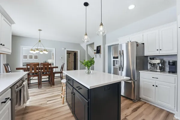 $439,900 | 2142 Laurelwood Drive, Warsaw, IN 46580