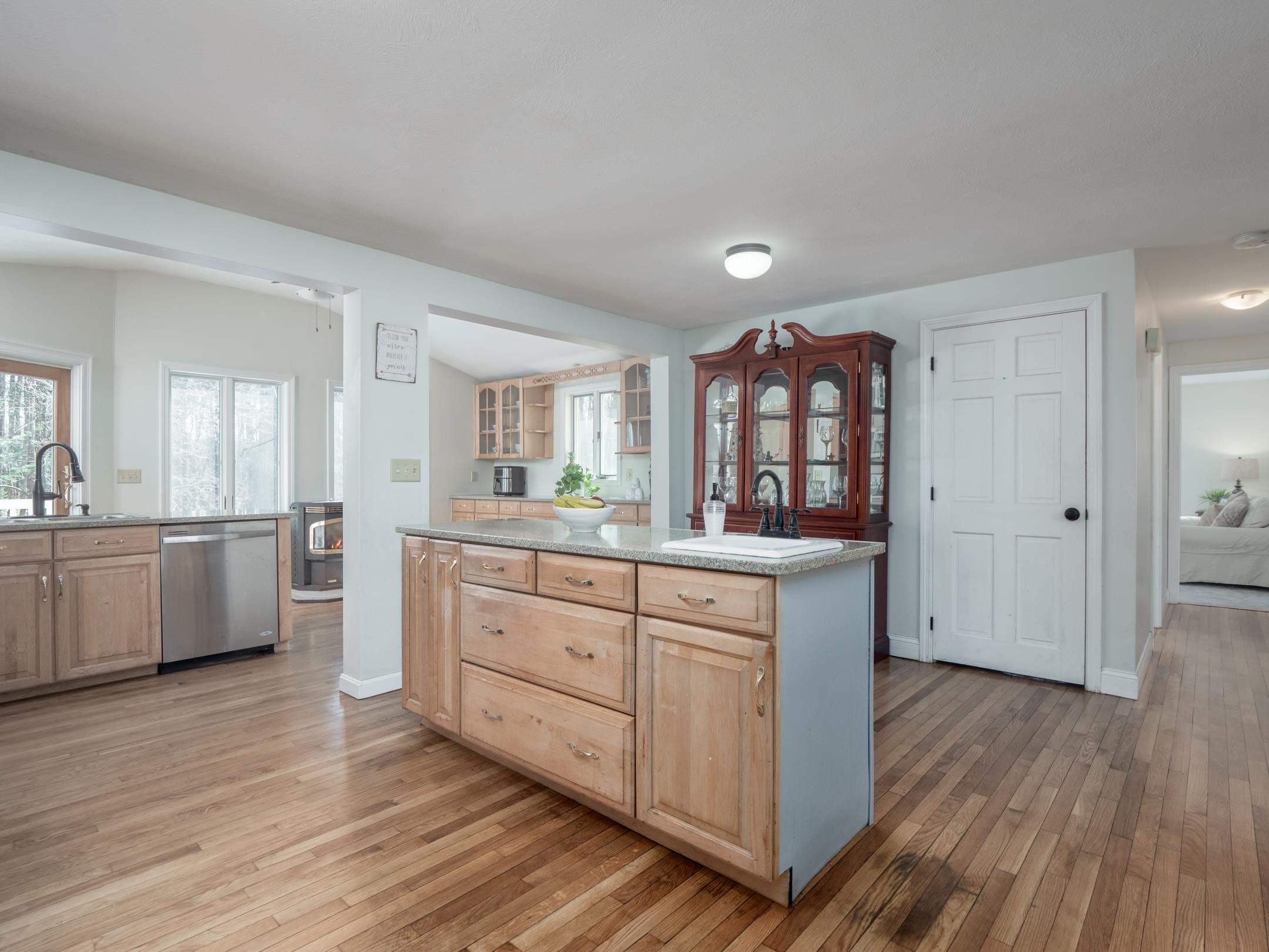 28 Wilson Hill Road Merrimack, NH 03054 - Photo 14 of 39