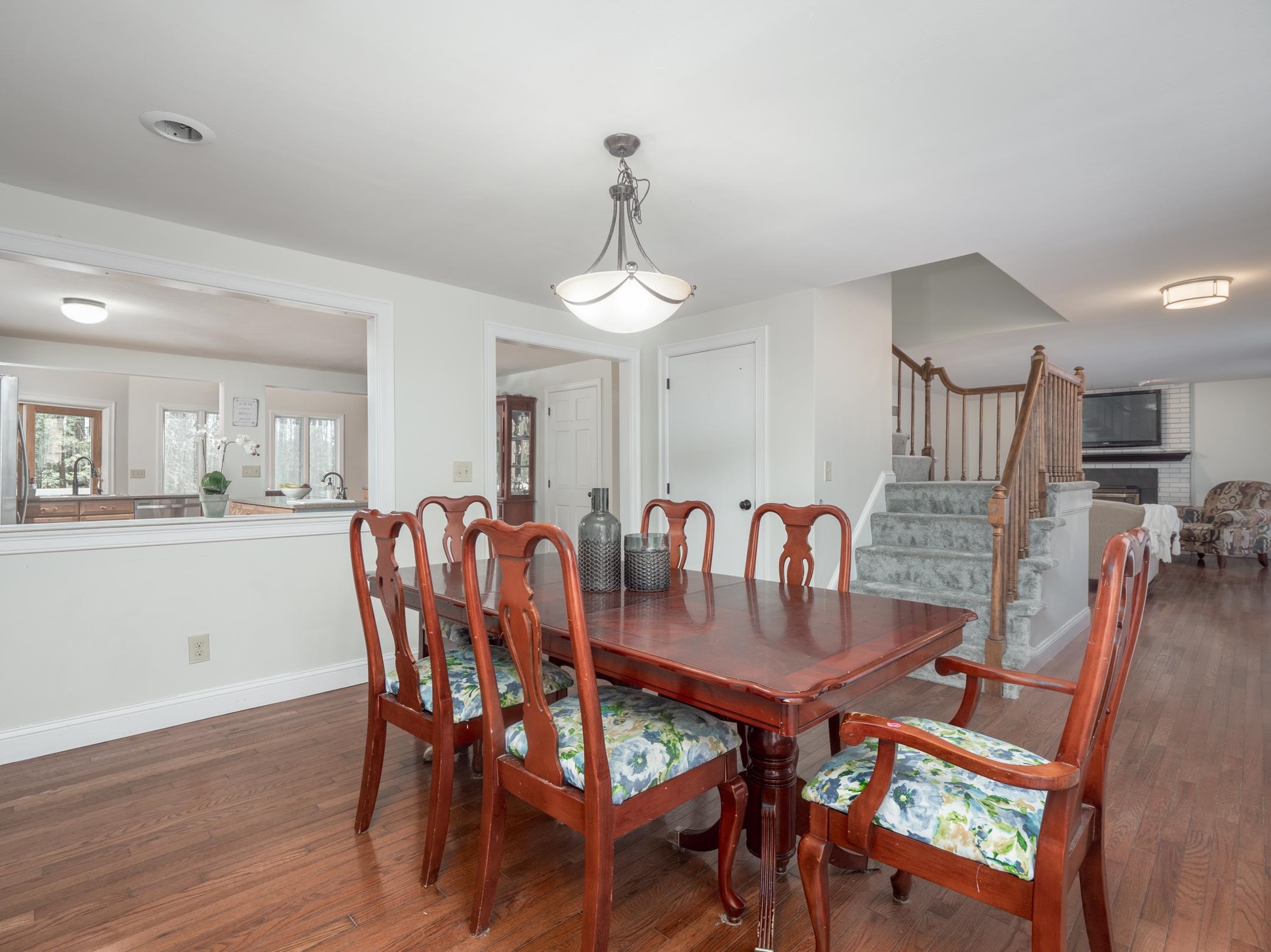 28 Wilson Hill Road Merrimack, NH 03054 - Photo 7 of 39