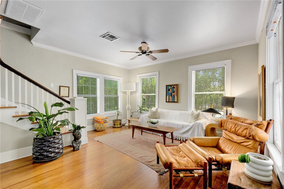207 West 35th Street Austin, TX 78705 - Photo 1 of 1 a living room with furniture flowerpot and a window