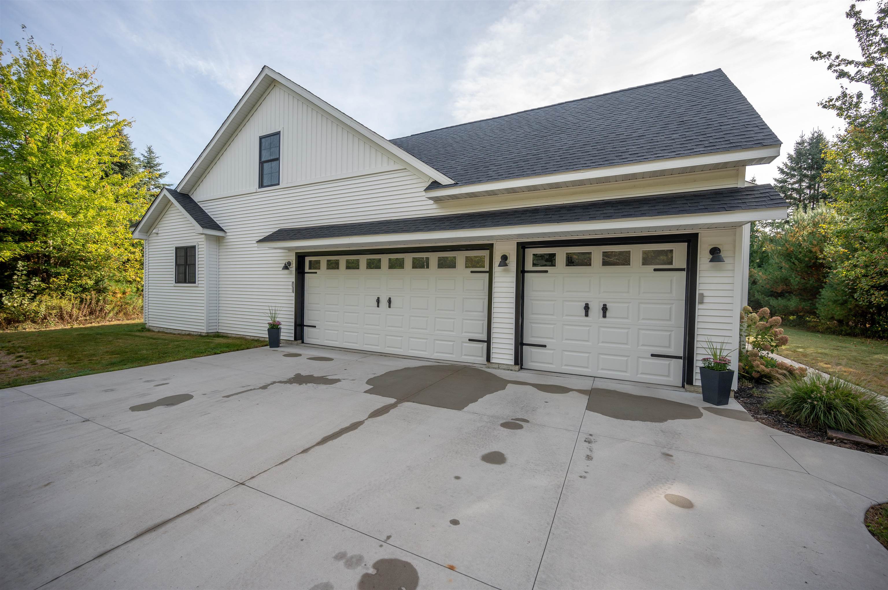 519 East Price Road Midland, MI 48642 - Photo 37 of 47