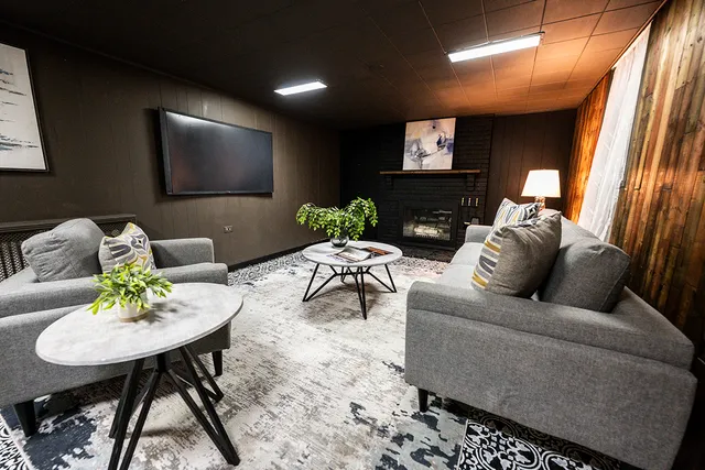 $719,000 | 1001 South Brainard Avenue, La Grange, IL 60525