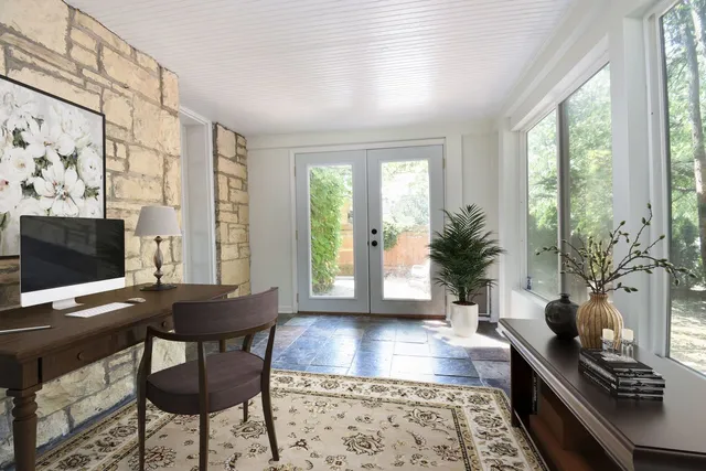 $719,000 | 1001 South Brainard Avenue, La Grange, IL 60525