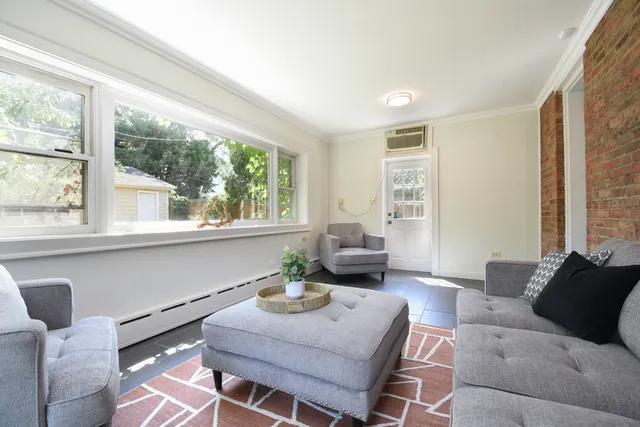 $719,000 | 1001 South Brainard Avenue, La Grange, IL 60525