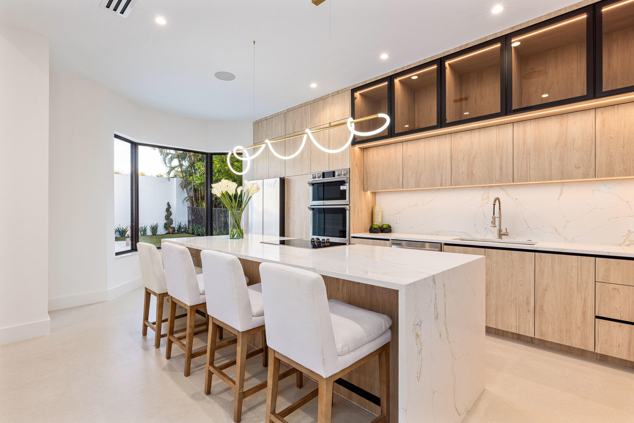 1740 Southwest 2nd Avenue Boca Raton, FL 33432 - Photo 8 of 38 Kitchen