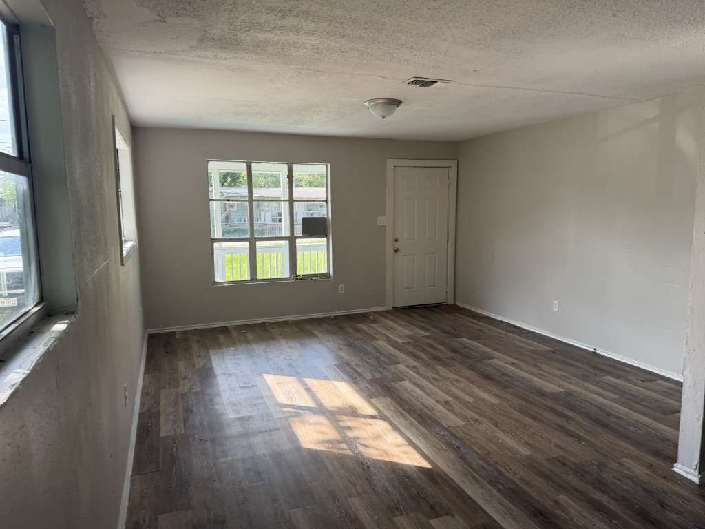 13626 Collins Street Kendleton, TX 77417 - Photo 2 of 8