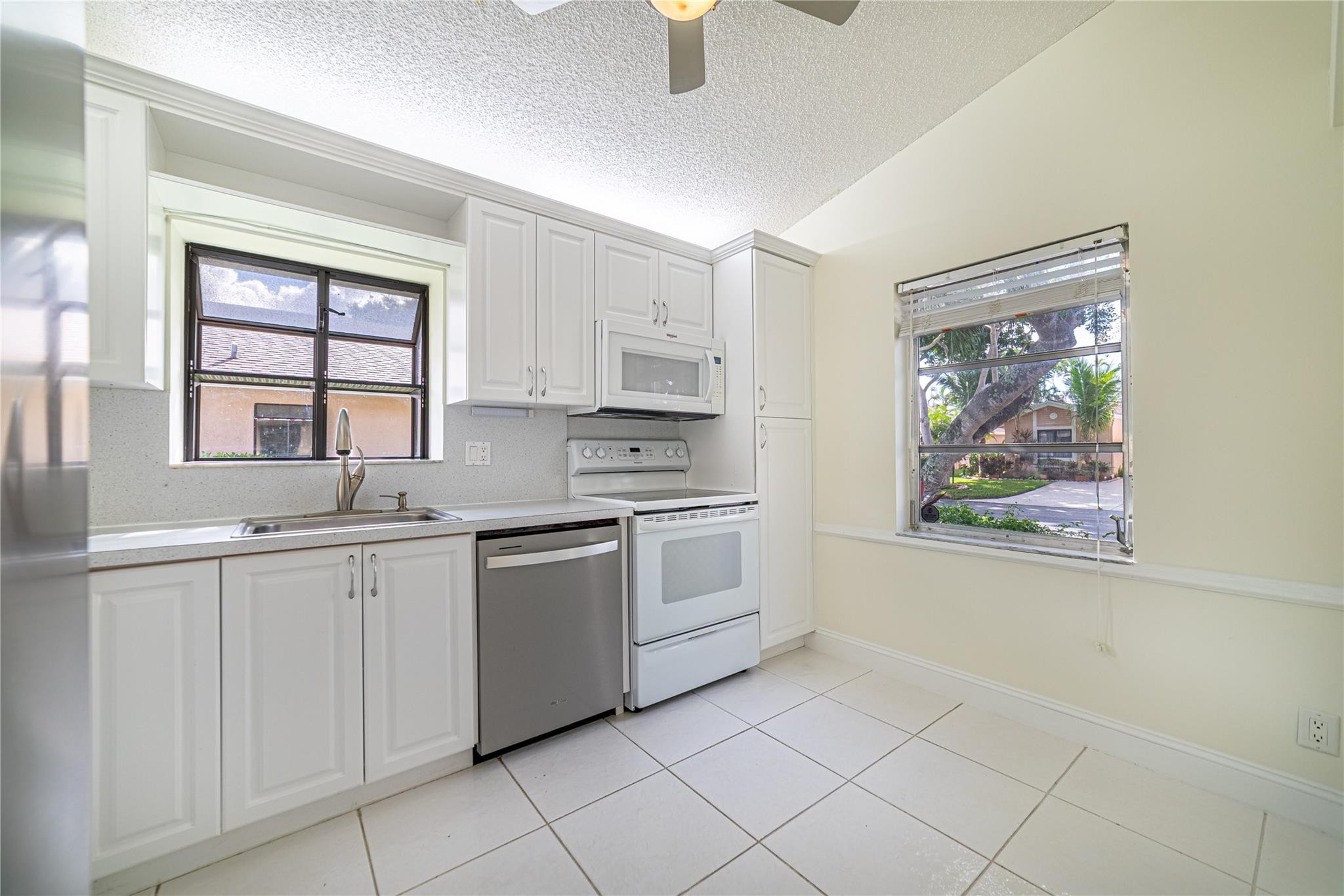 8307 Summerbreeze Lane Boca Raton, FL 33496 - Photo 6 of 21 Photo 6