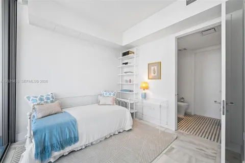 $990,000 | 700 Northeast 26th Terrace, Unit 2105, Miami, FL 33137
