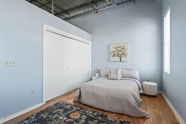 $285,000 | 700 Market Street, Unit 215, Chapel Hill, NC 27516