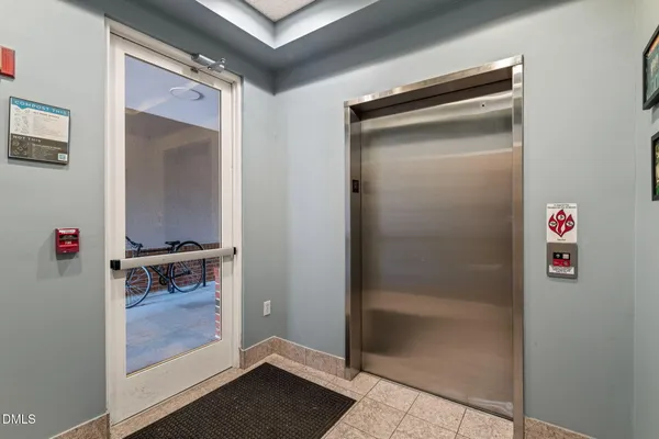 $285,000 | 700 Market Street, Unit 215, Chapel Hill, NC 27516