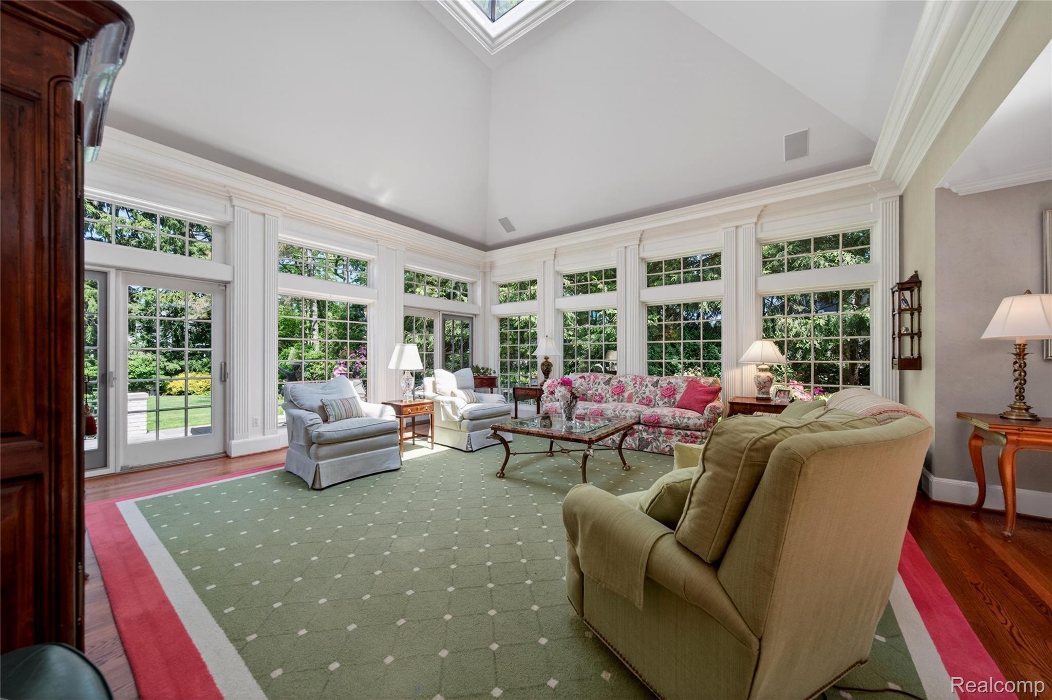 66 Oxford Road Grosse Pointe, MI 48236 - Photo 6 of 52 66 Oxford6.jpg
