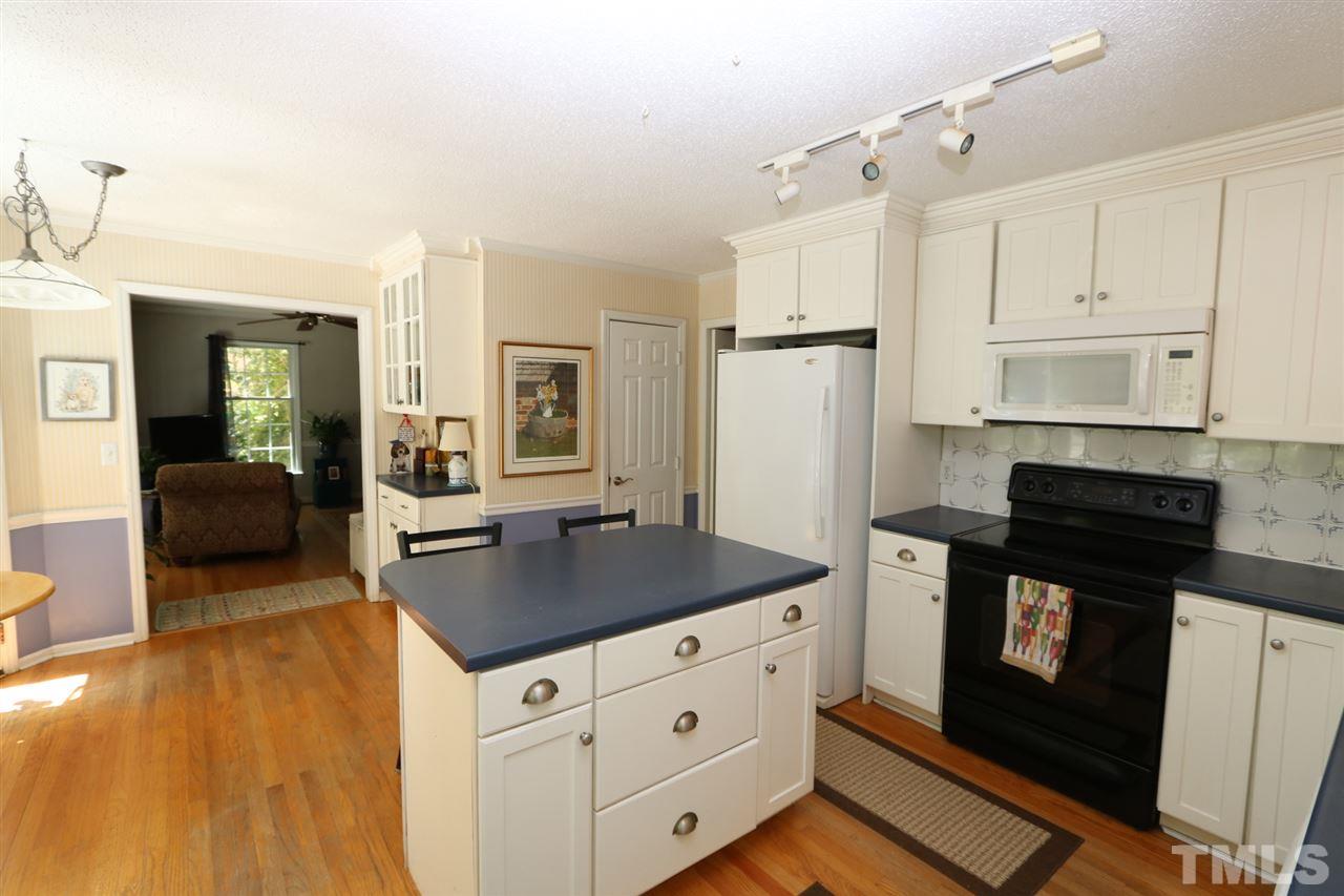 7108 Mill Ridge Road Raleigh, NC 27613 - Photo 7 of 17