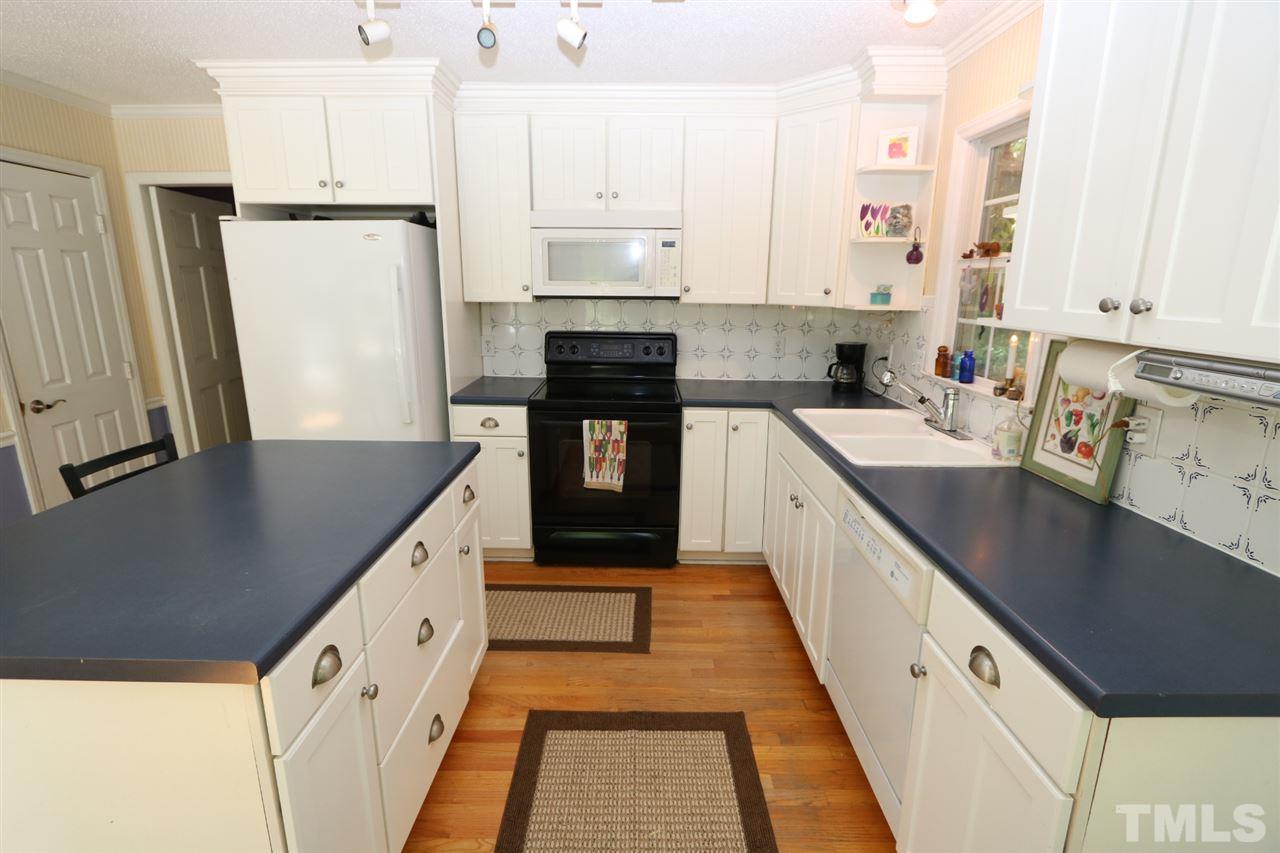7108 Mill Ridge Road Raleigh, NC 27613 - Photo 8 of 17