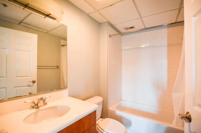 $2,480 | 1 Cool Blow Street, Unit 326, Charleston, SC 29403