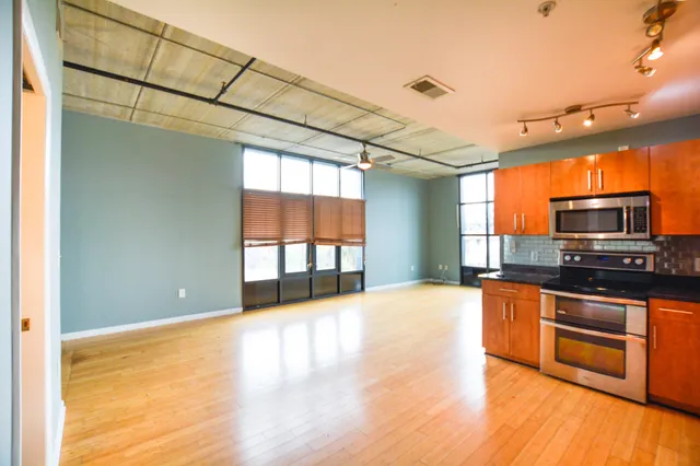 $2,480 | 1 Cool Blow Street, Unit 326, Charleston, SC 29403