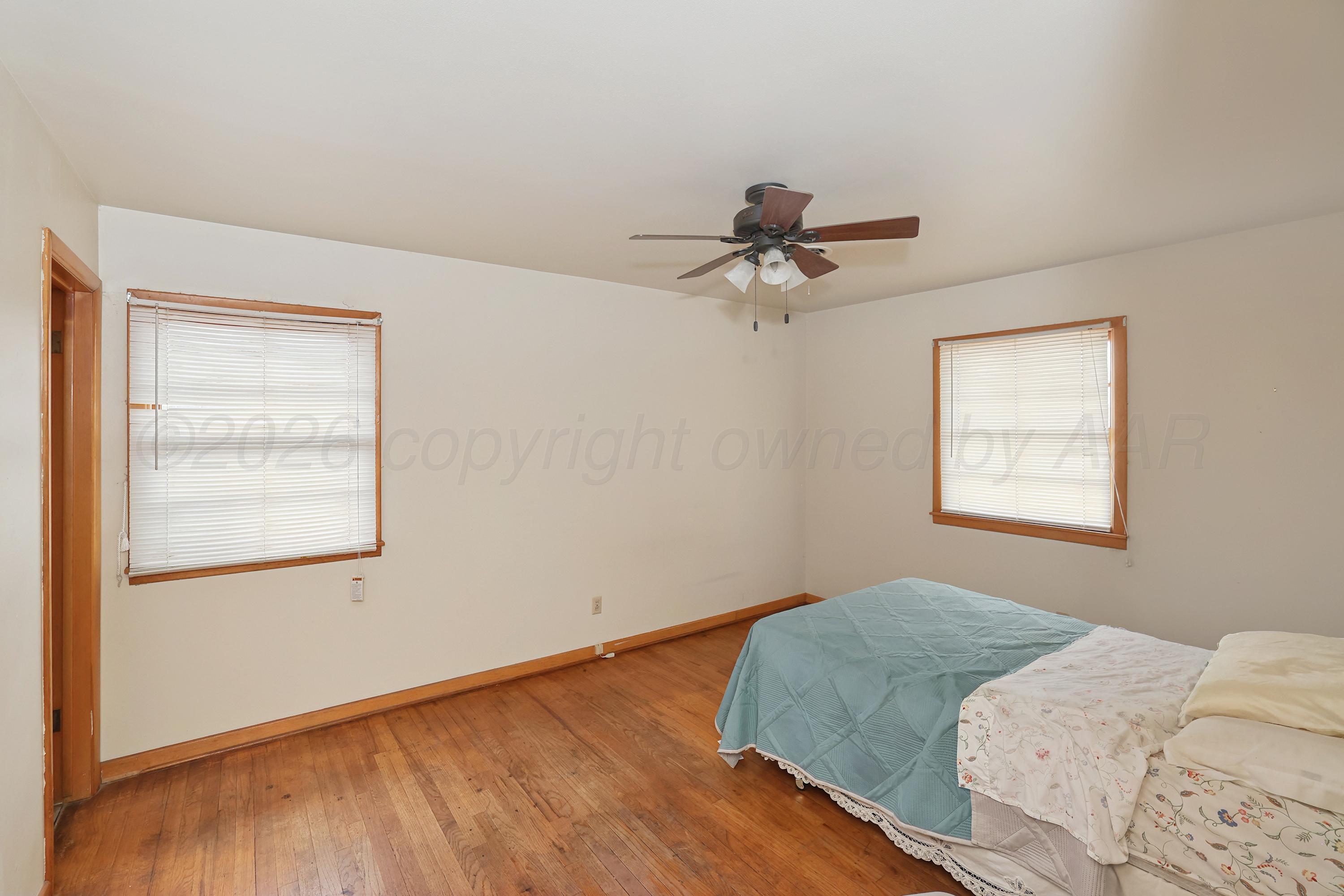1115 Smiley Street Amarillo, TX 79106 - Photo 12 of 21 12-Primary Bedroom