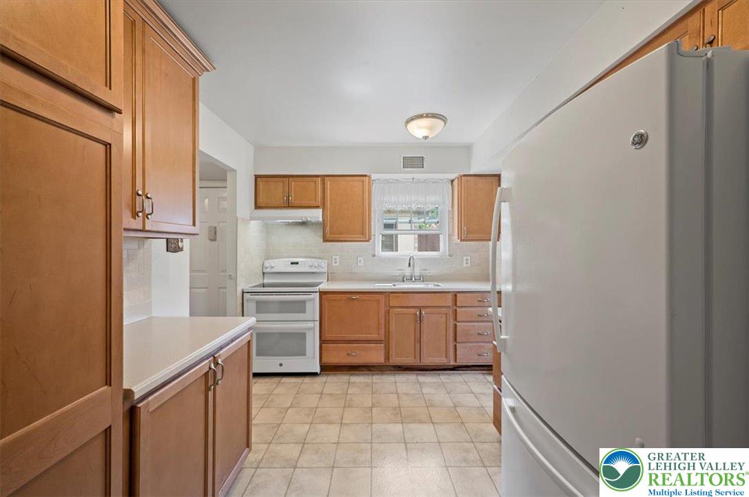 2796 Springhaven Place Macungie, PA 18062 - Photo 16 of 25