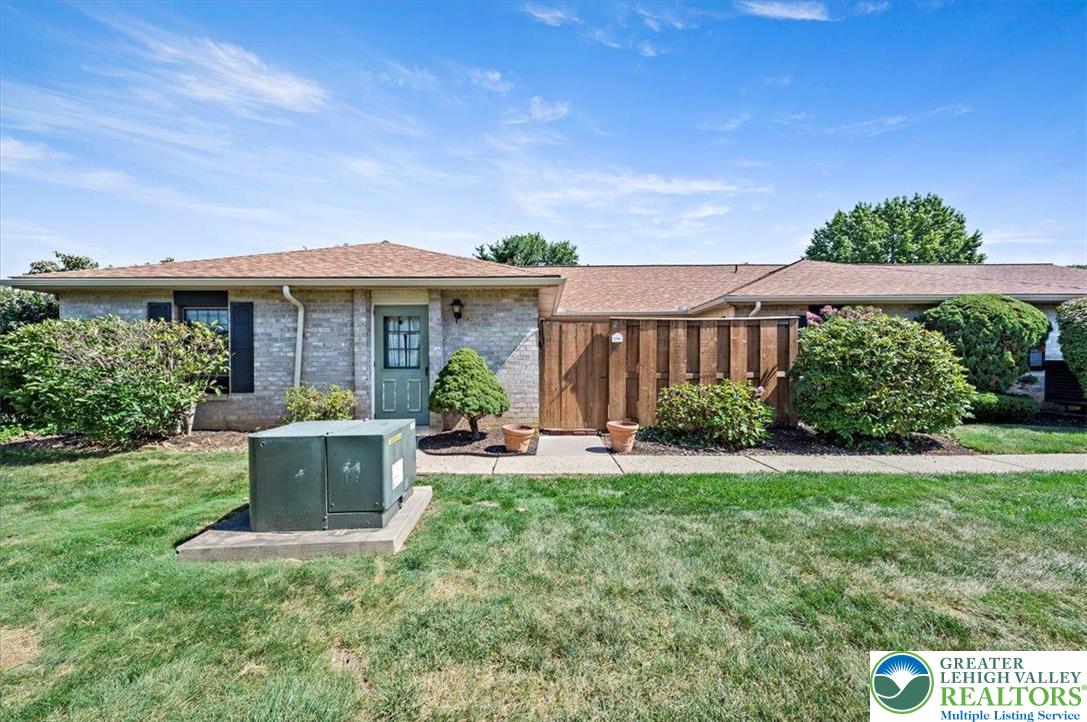 2796 Springhaven Place Macungie, PA 18062 - Photo 2 of 25