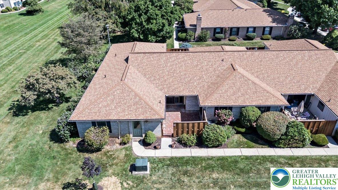 2796 Springhaven Place Macungie, PA 18062 - Photo 4 of 25