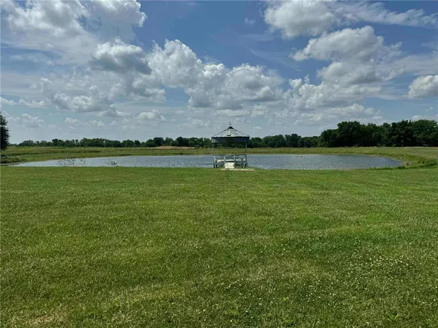 $1,490,000 | 23145 County Road 151, Norborne, MO 64668