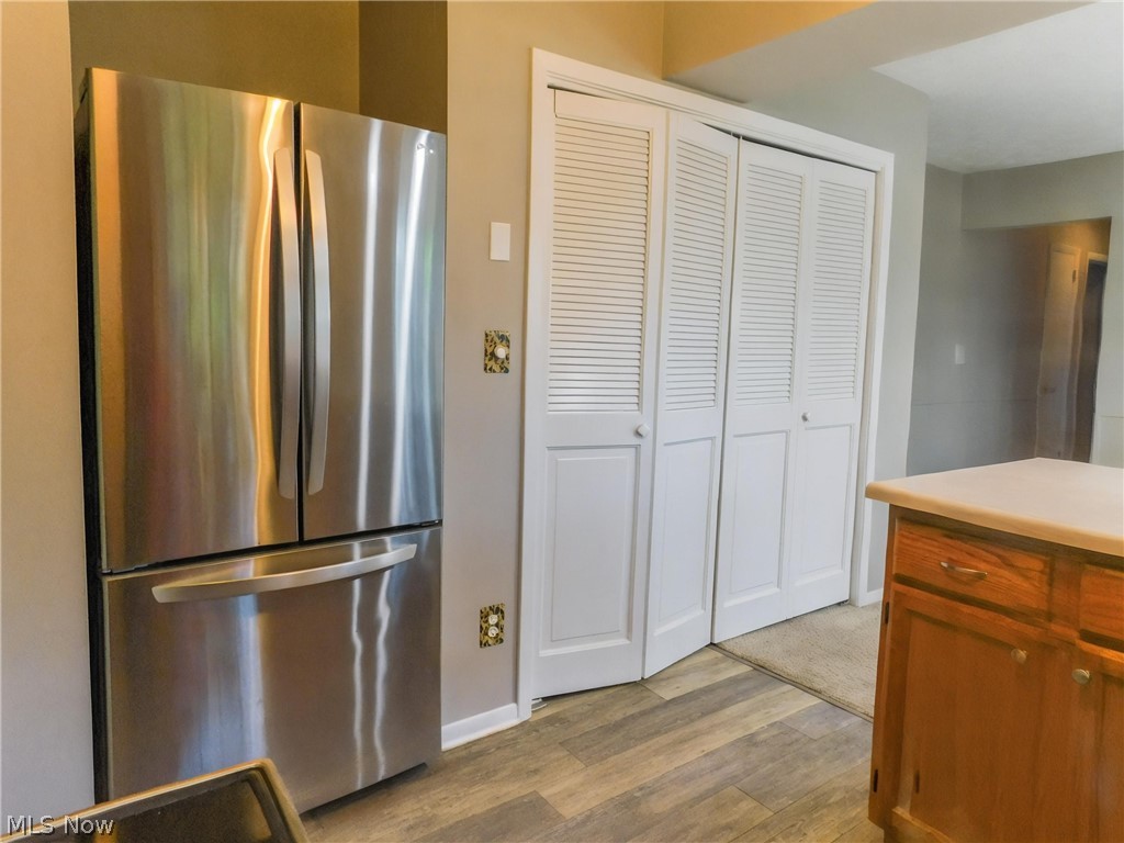 7386 Lake Road East Madison, OH 44057 - Photo 19 of 36