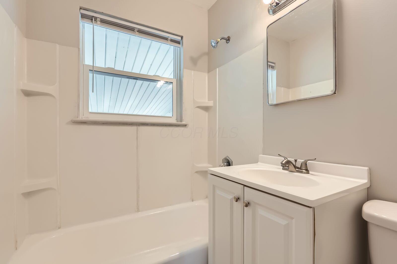 4256 Blythe Road Columbus, OH 43224 - Photo 15 of 27 4256 Blythe Rd Blythe Rd - Web Quality -