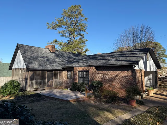 $265,000 | 2703 19th Court, Valley, AL 36854