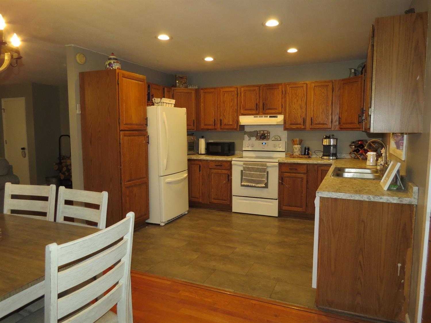 479 Caledonia Road Vevay, IN 47043 - Photo 12 of 29 Gallery Image 12