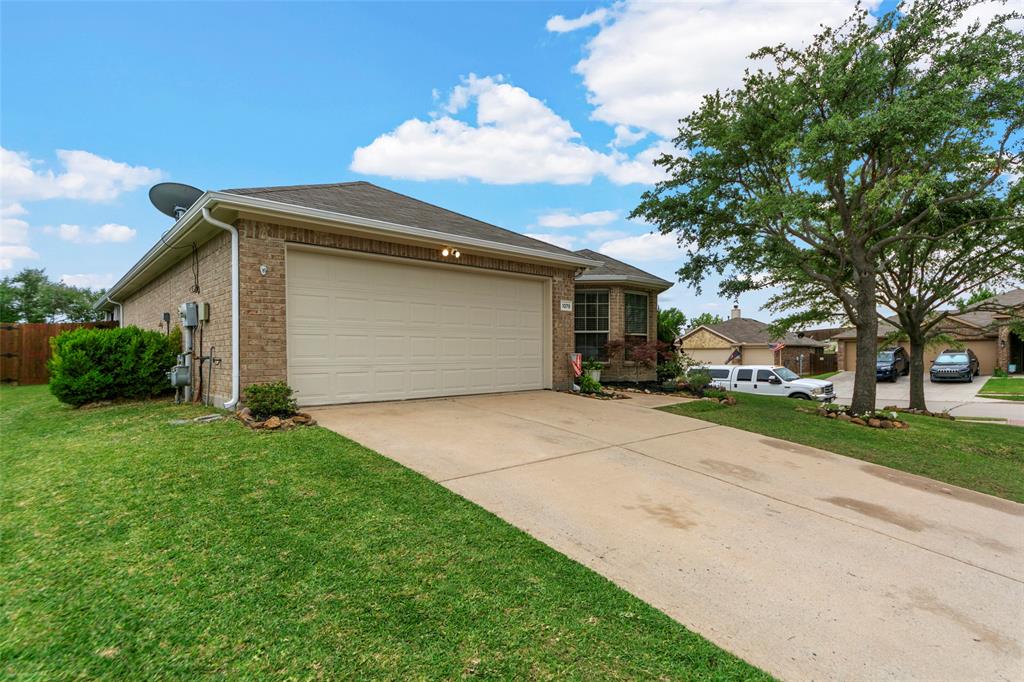 1078 Shepard Lane Lavon, TX 75166 - Photo 4 of 34