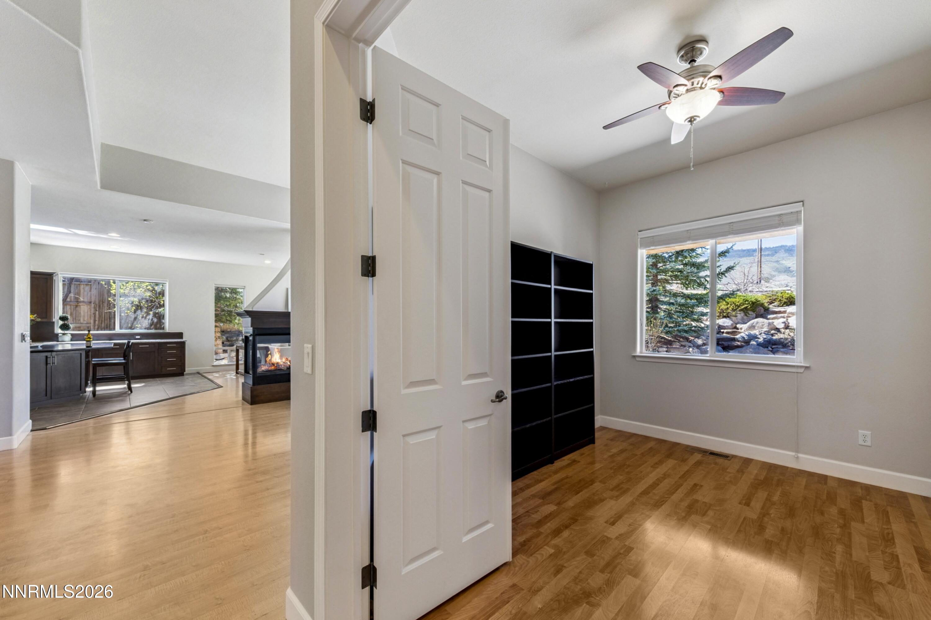 617 Rabbit Ridge Court Reno, NV 89511 - Photo 29 of 38 a26