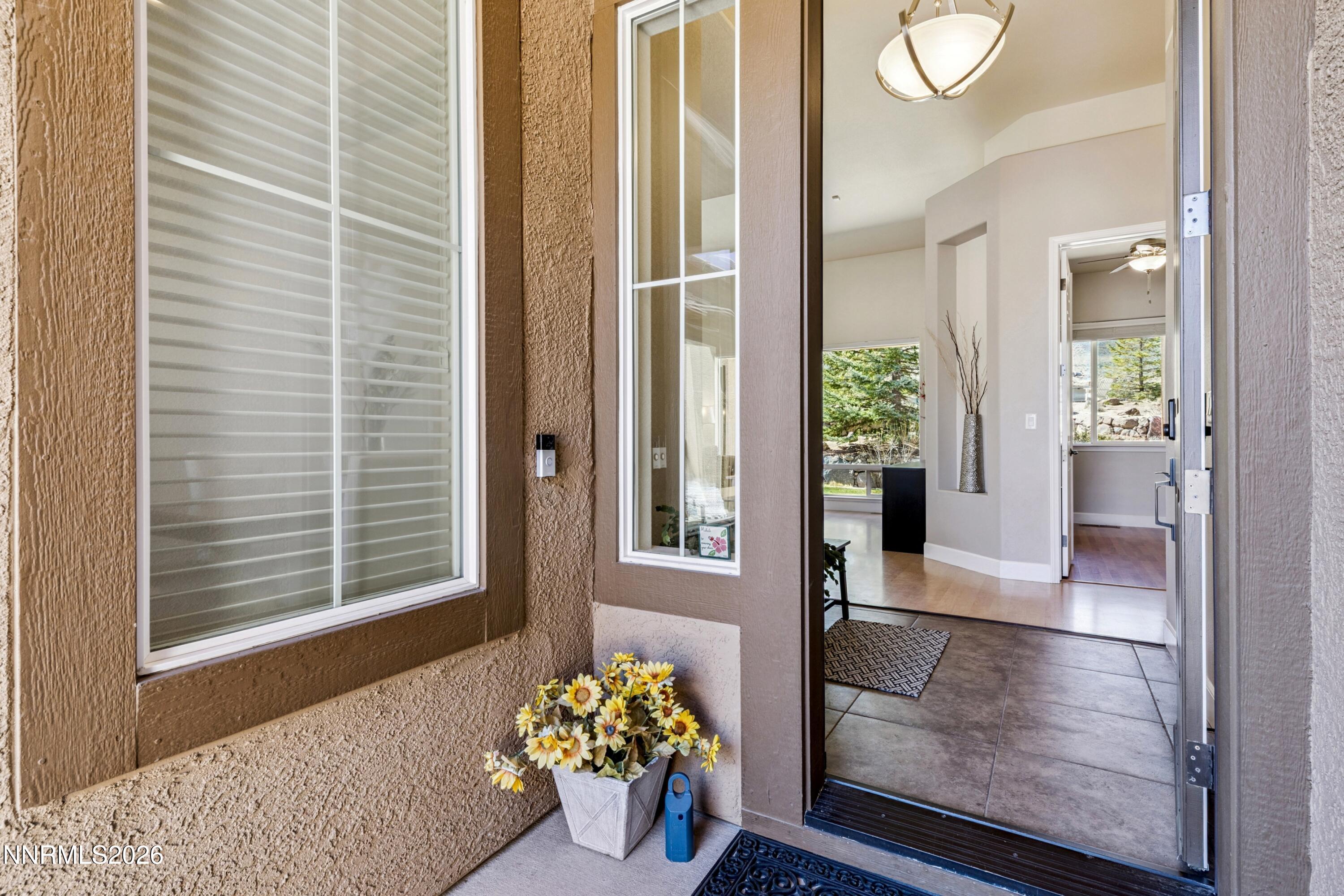 617 Rabbit Ridge Court Reno, NV 89511 - Photo 6 of 38 a25