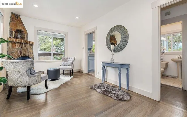 $2,995 | 6454 Mokelumne Avenue, Oakland, CA 94605