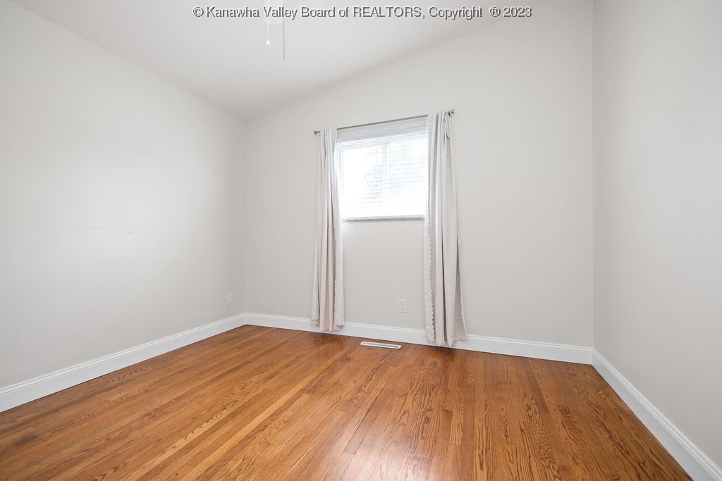 2015 Huber Road Charleston, WV 25314 - Photo 21 of 33 Gallery Image 21