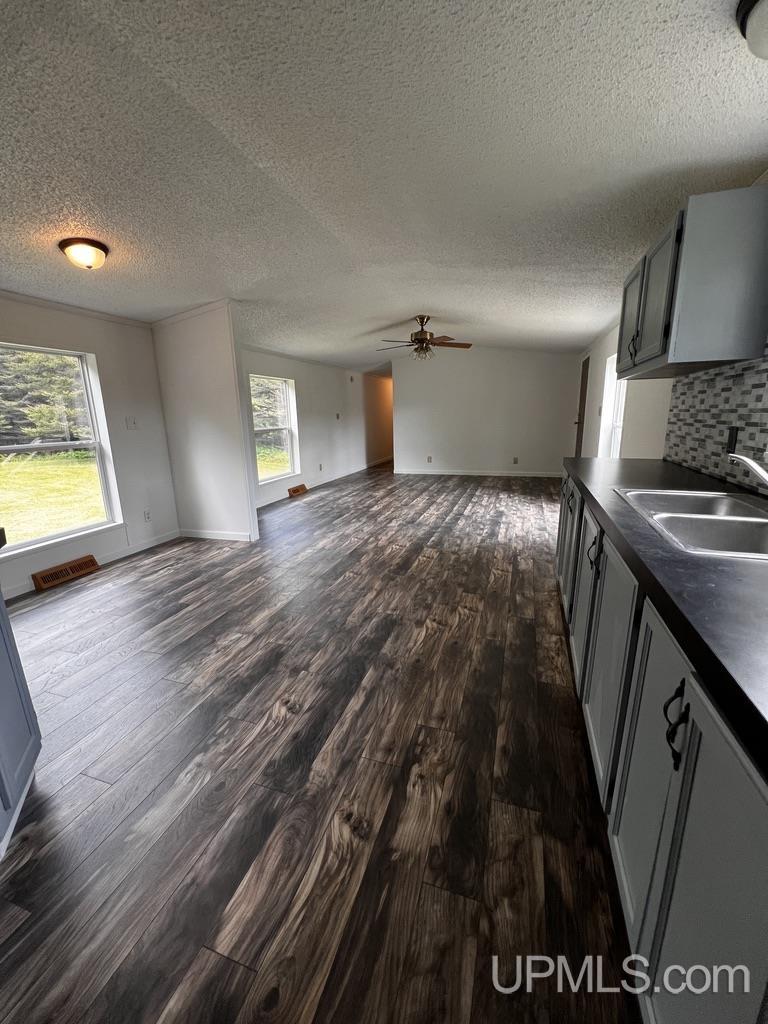 372 W Charles Moran Road St. Ignace, MI 49781 - Photo 5 of 32