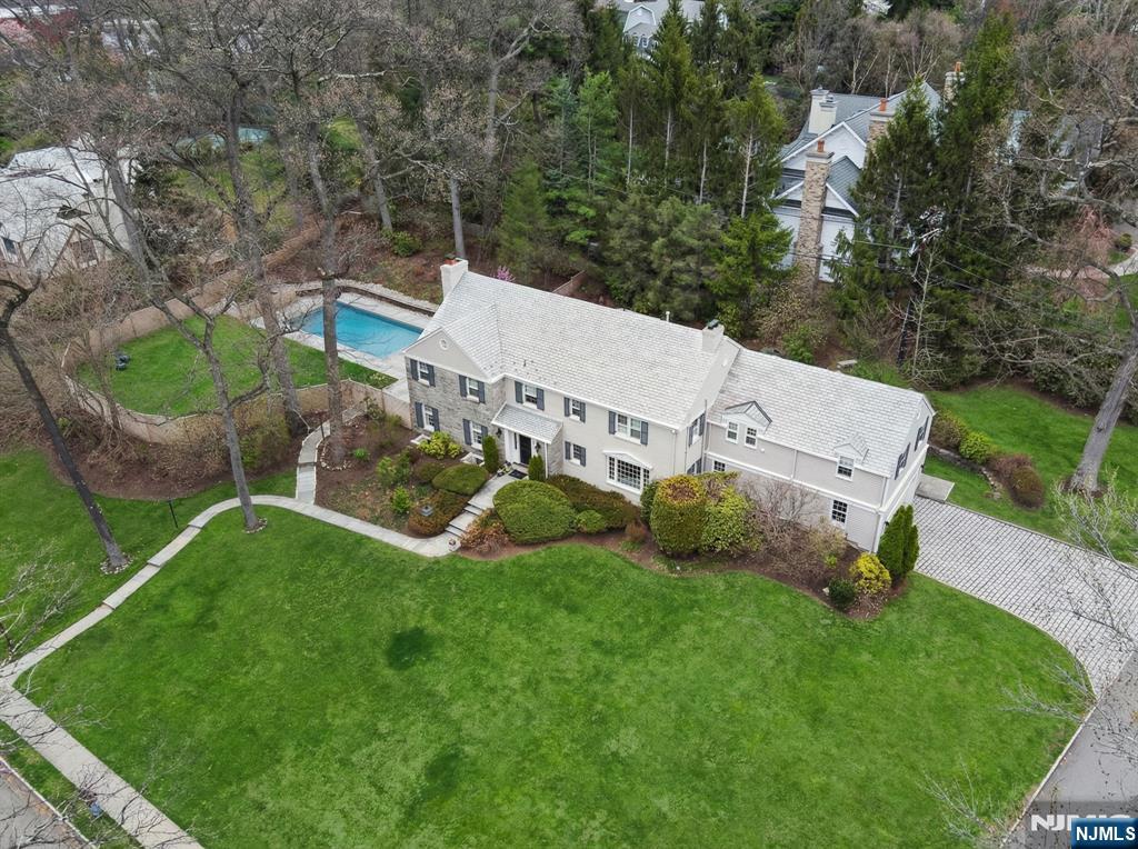70 Yantacaw Brook Road Montclair, NJ 07043 - Photo 2 of 49